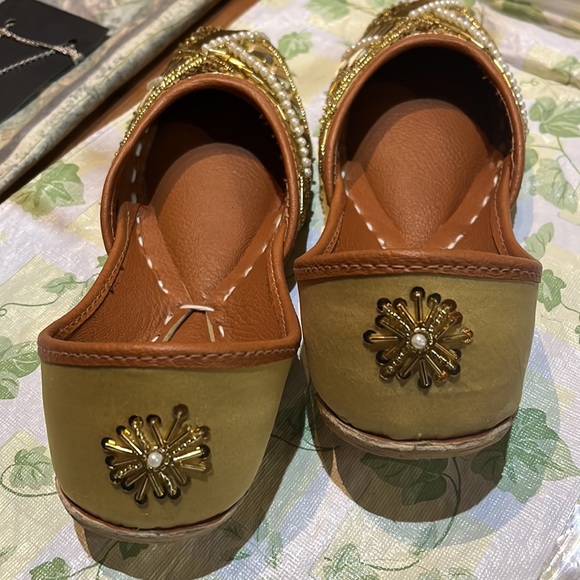 Khussa shoes - Picture 3 of 5